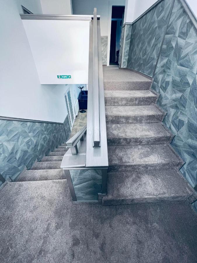 Stef Rooms Tirgu Frumos Exterior foto